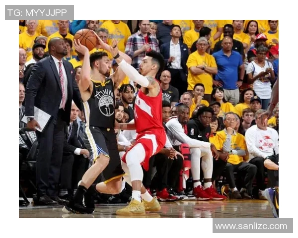 南京篮球队阵地战革新探讨:战术变革与球队未来发展之路 南京篮球队阵地战革新探讨:战术变革与球队未来发展之路