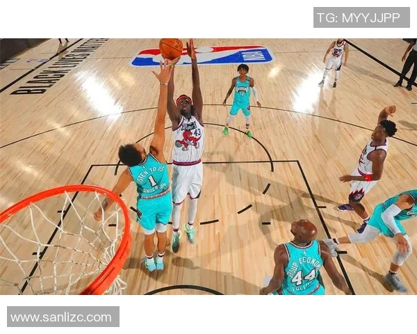 重庆篮球队配合问题引发热议球迷对战术执行和团队默契的看法分析