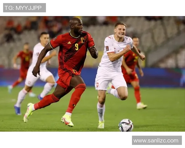 卢卡库重返赛场引发热议球迷期待他带领球队再创辉煌 卢卡库重返赛场引发热议球迷期待他带领球队再创辉煌