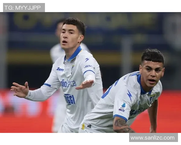 尤文图斯迎战弗洛西全力争胜展现球队实力与决心