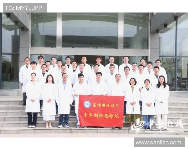 史鸿飞：从普通青年到科技创新先锋的奋斗历程与人生启示