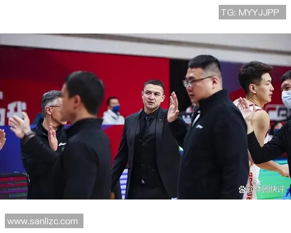 西热力江的篮球之路：从新疆少年到CBA明星的奋斗历程