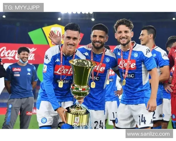 中央海岸水队与西悉尼球队的激烈对决引发球迷热情高涨