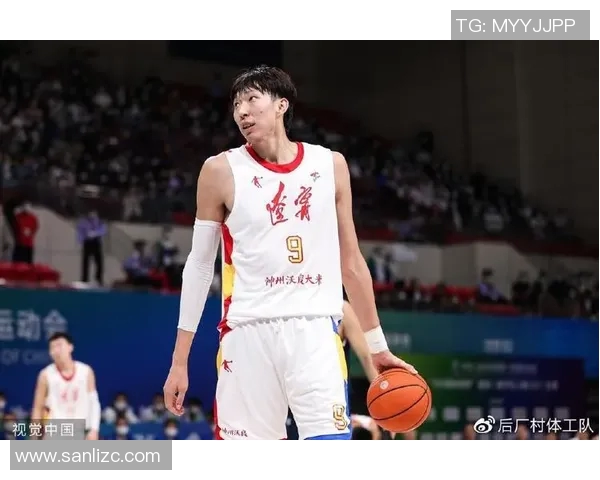 周琦在国际篮球舞台上的崛起与挑战:从中国篮球新星到世界级球员的奋斗历程 周琦在国际篮球舞台上的崛起与挑战:从中国篮球新星到世界级球员的奋斗历程