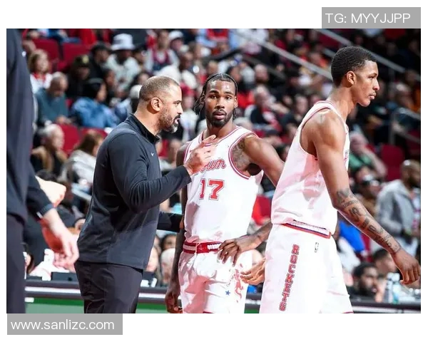 猛龙与火箭精彩对决直播视频回放及赛后分析全方位呈现 猛龙与火箭精彩对决直播视频回放及赛后分析全方位呈现