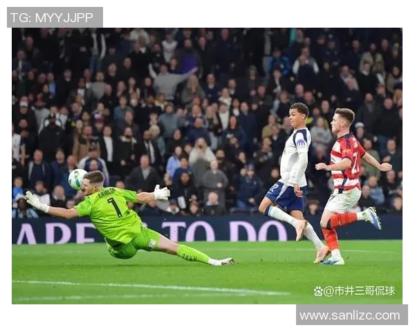 温布利草坪质量引发球员不满欧冠决赛场地问题亟待解决 温布利草坪质量引发球员不满欧冠决赛场地问题亟待解决