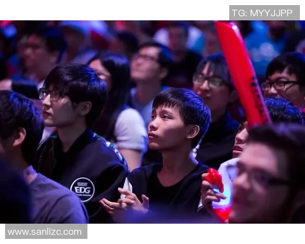 陈丽专访：从新手到职业选手的英雄联盟成长之路回顾